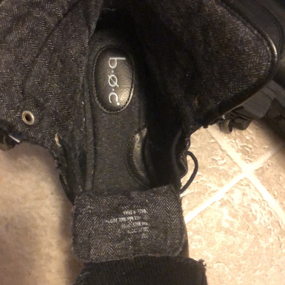 Black b.o.c boots, size 9, very clean and in great condition, barely worn. - Picture 3 of 7